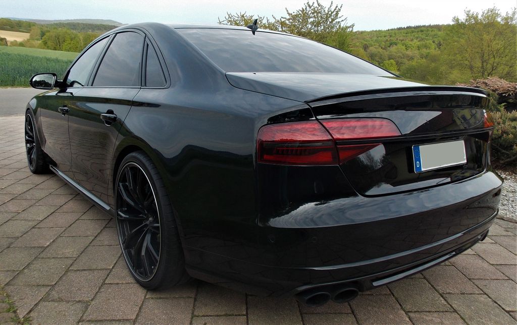 Audi S8 2016
