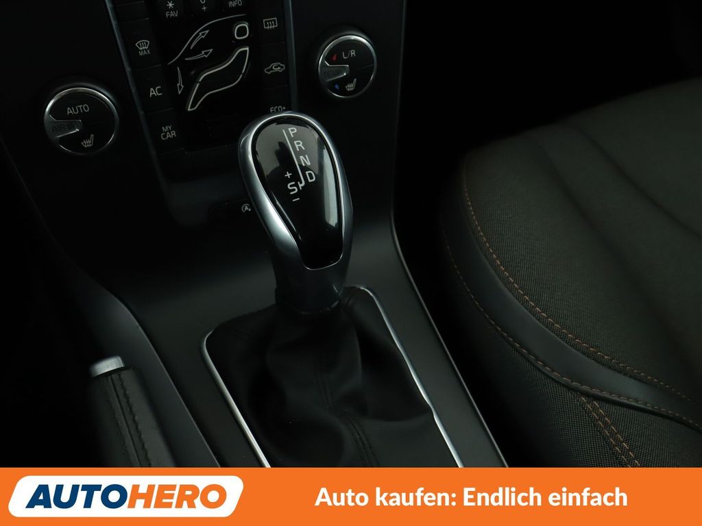 Volvo V40 Cross Country 2019