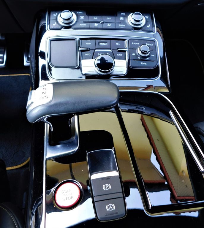 Audi S8 2016