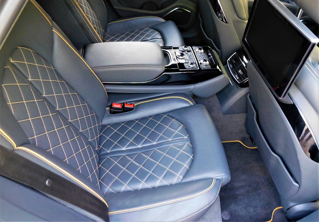 Audi S8 2016
