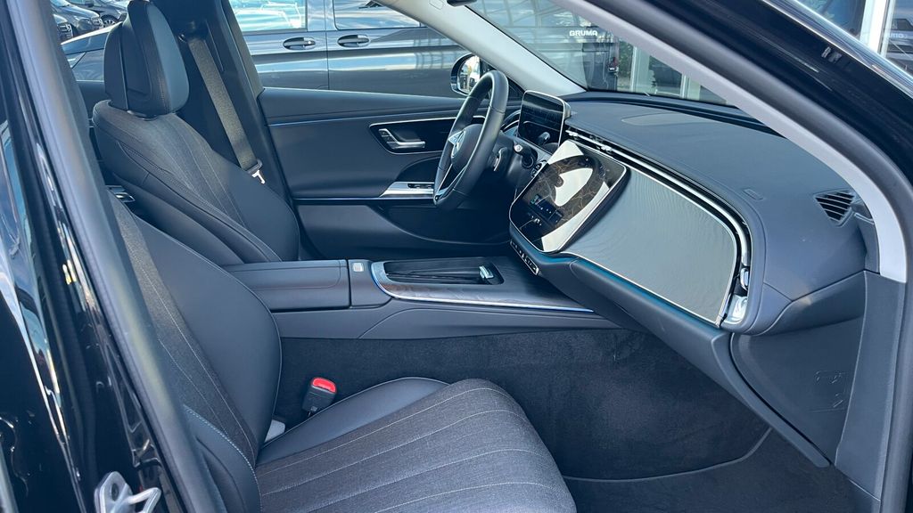 Mercedes-Benz E 200 2024