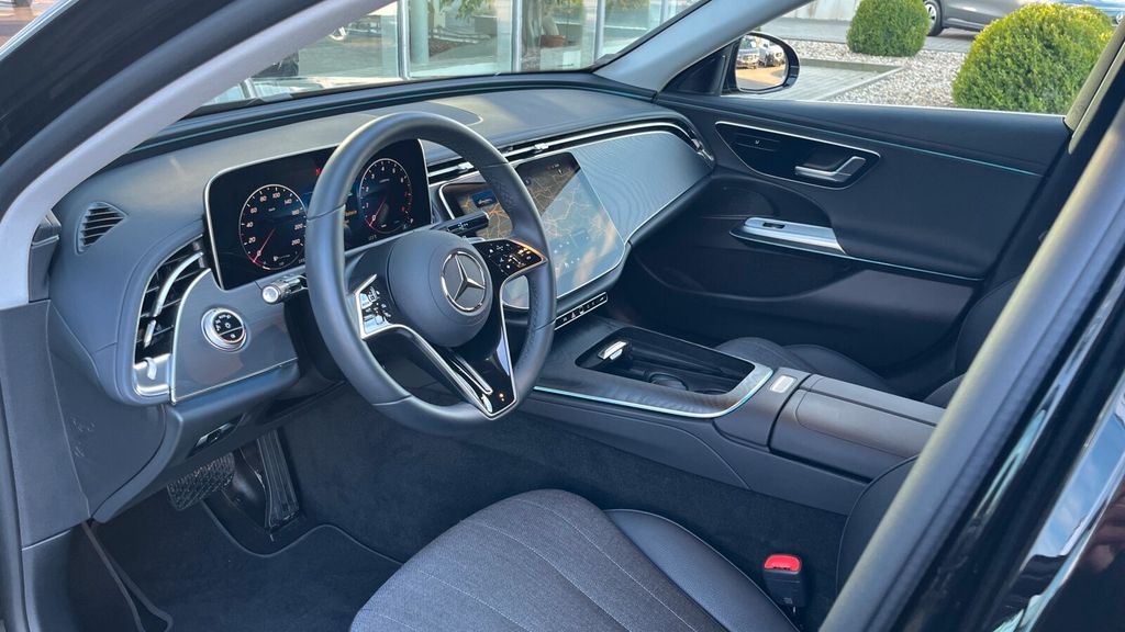 Mercedes-Benz E 200 2024