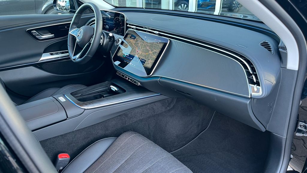 Mercedes-Benz E 200 2024