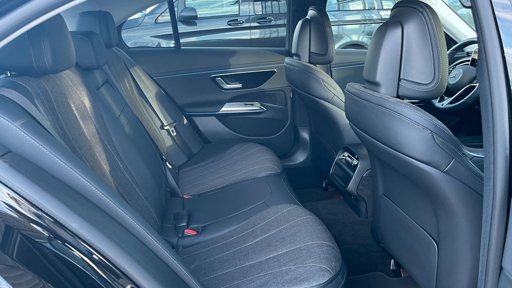 Mercedes-Benz E 200 2024