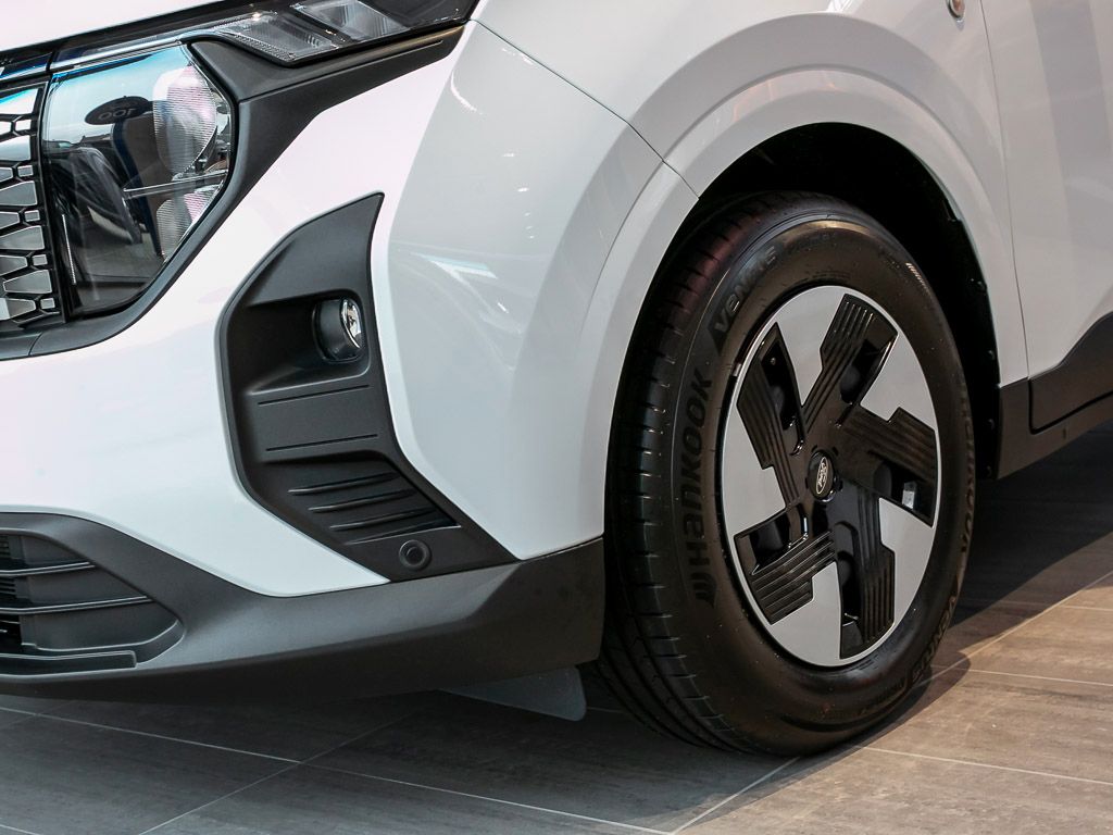 Ford Tourneo Courier 2025