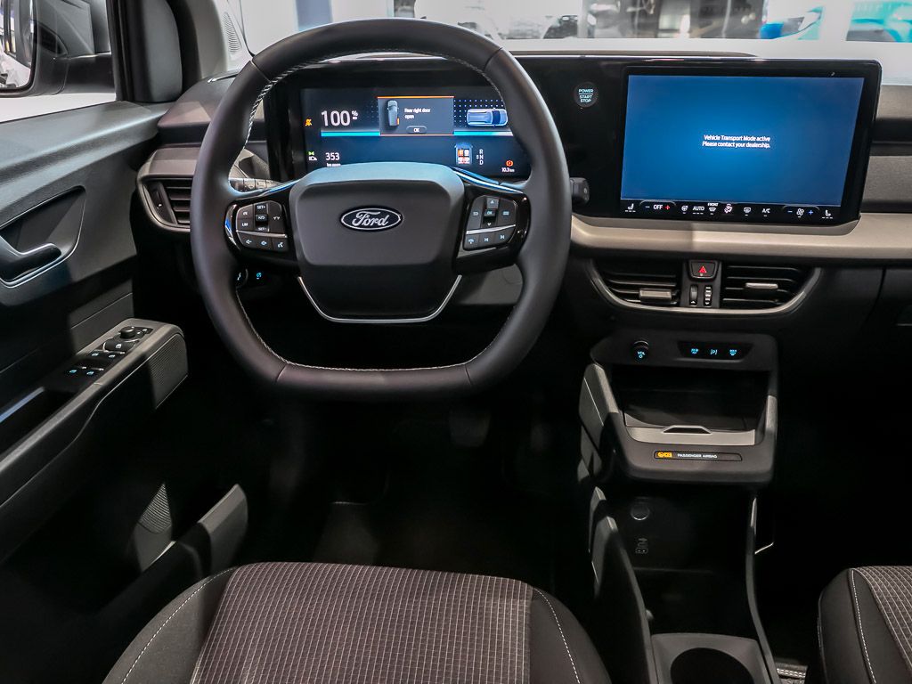 Ford Tourneo Courier 2025