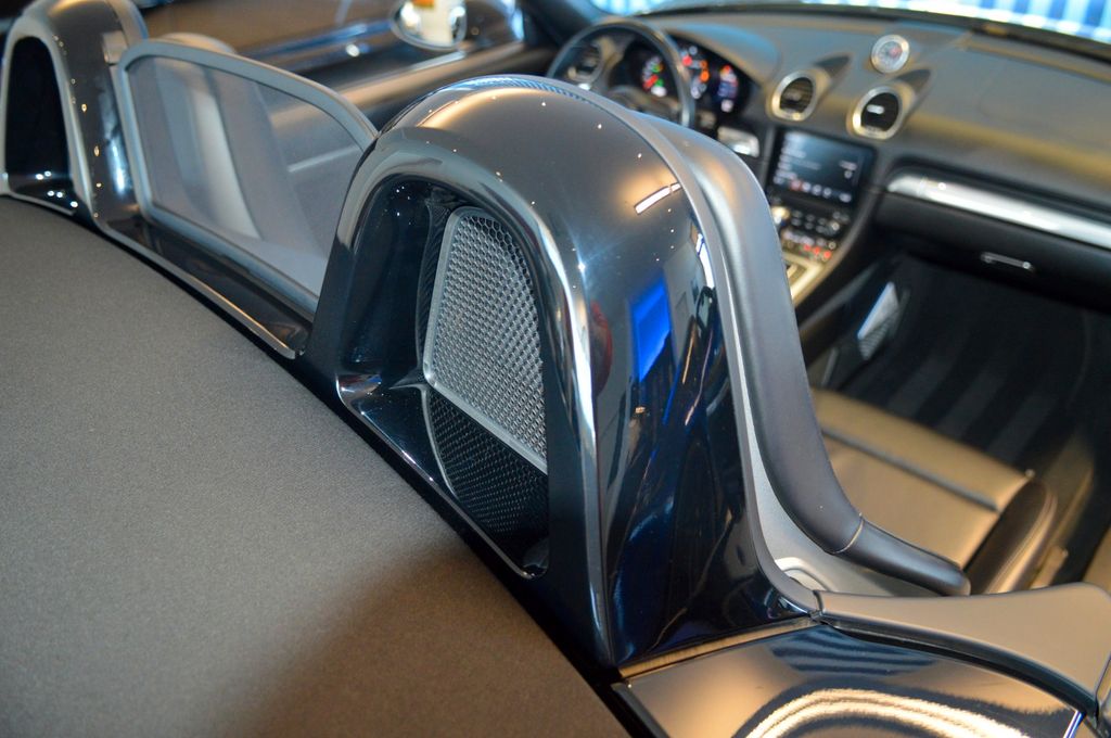 Porsche Boxster 2021