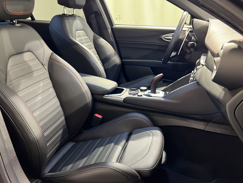 Alfa Romeo Giulia 2023