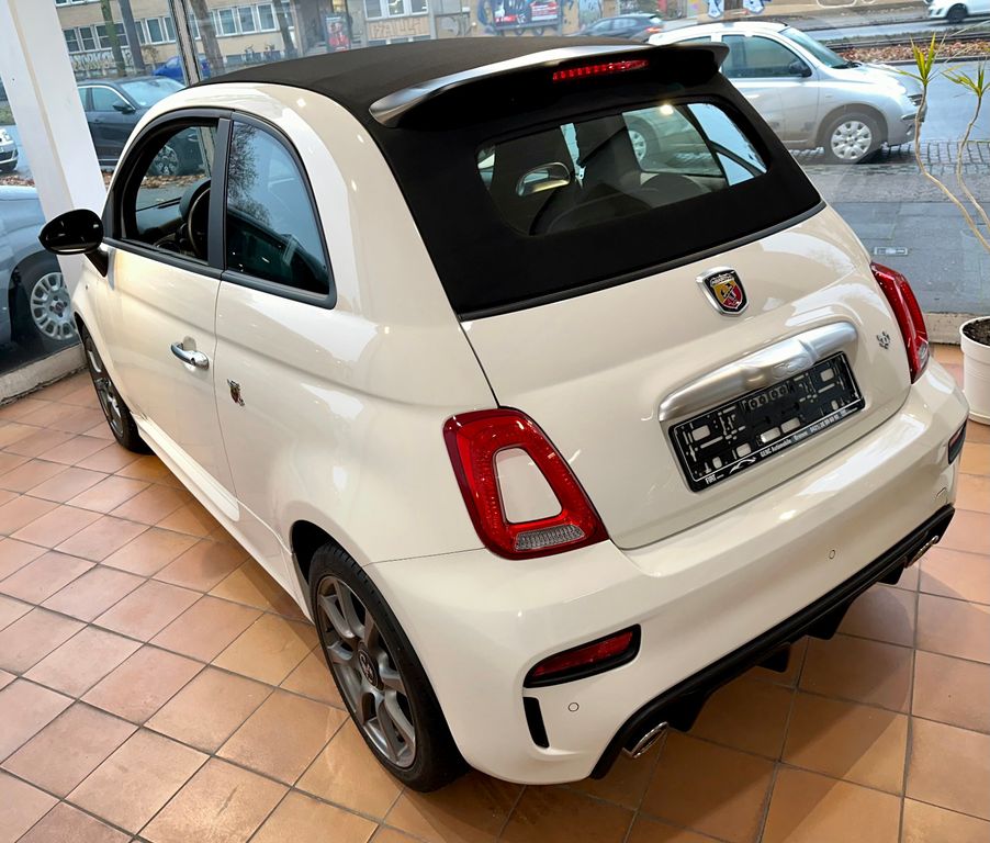 Abarth 500C 2023