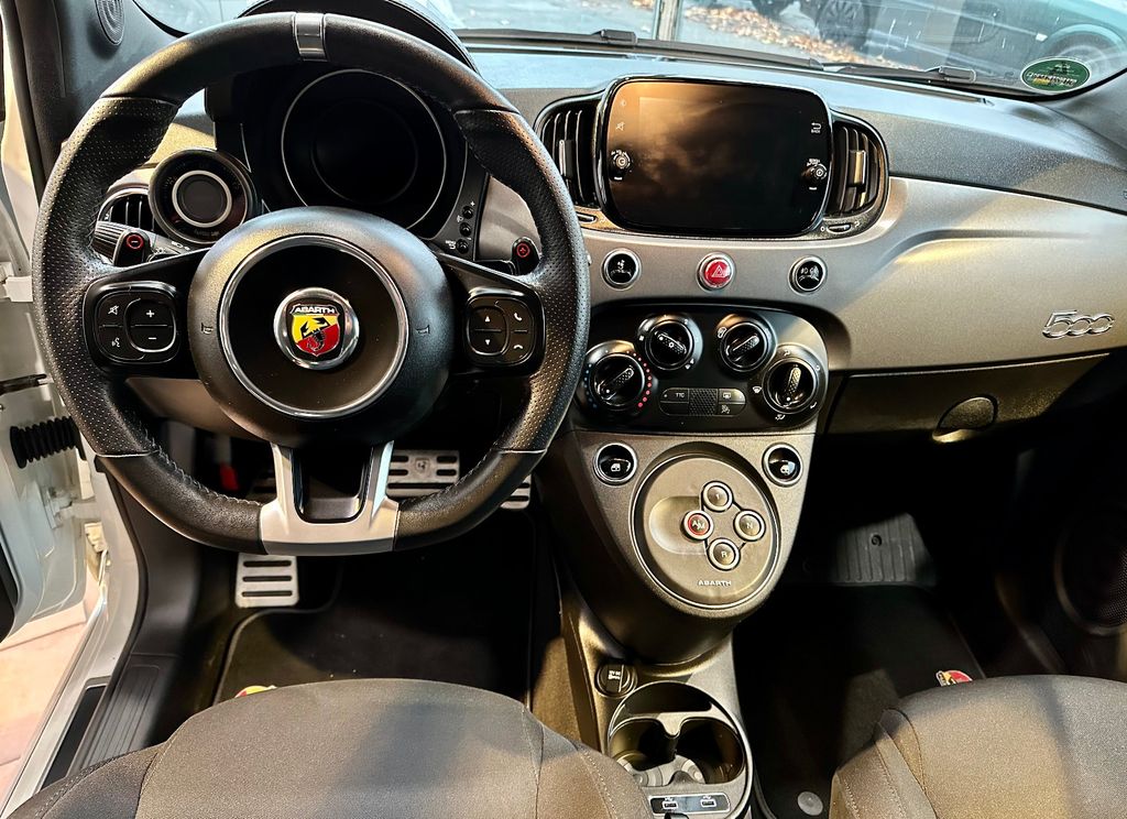 Abarth 500C 2023