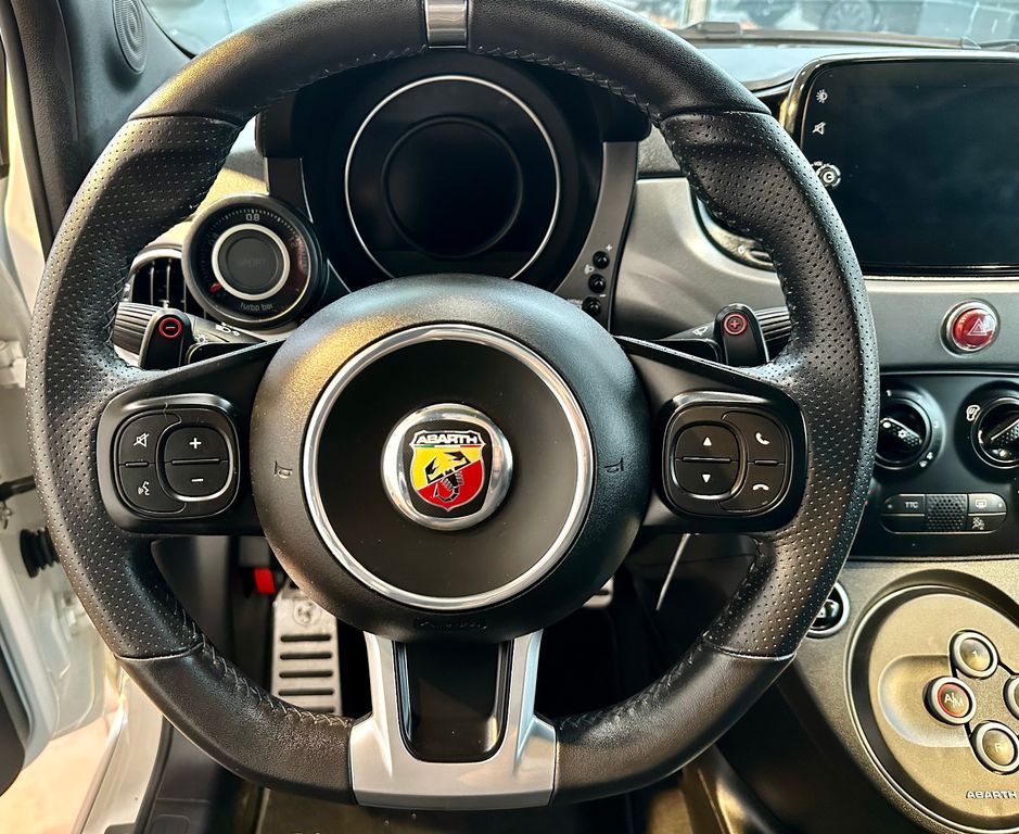 Abarth 500C 2023