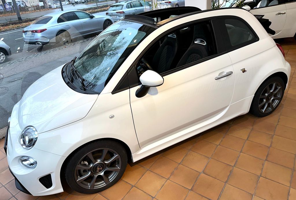 Abarth 500C 2023