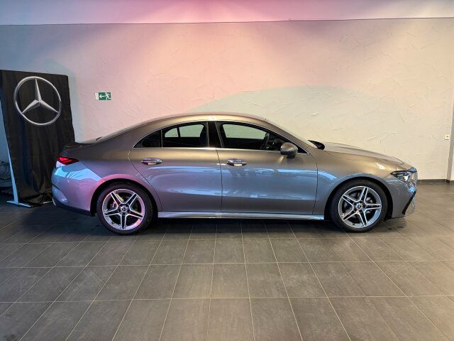 Mercedes-Benz CLA 180 2024