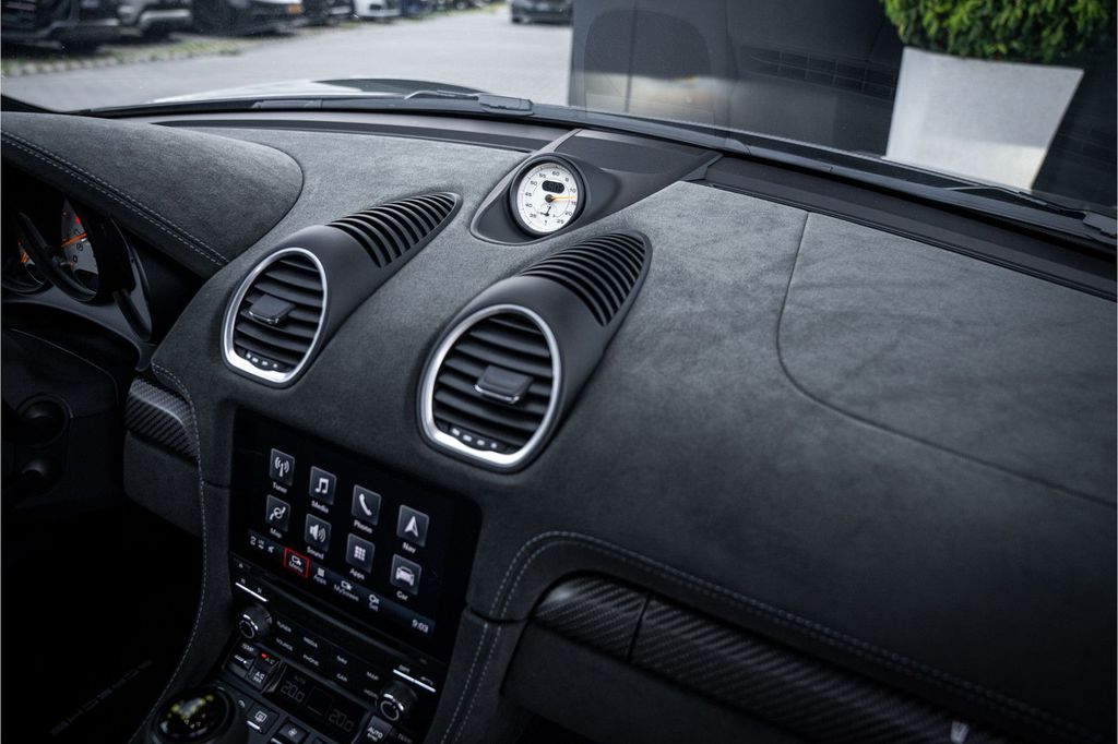 Porsche Boxster 2023