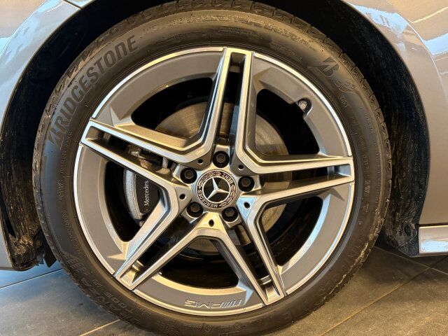 Mercedes-Benz CLA 180 2024