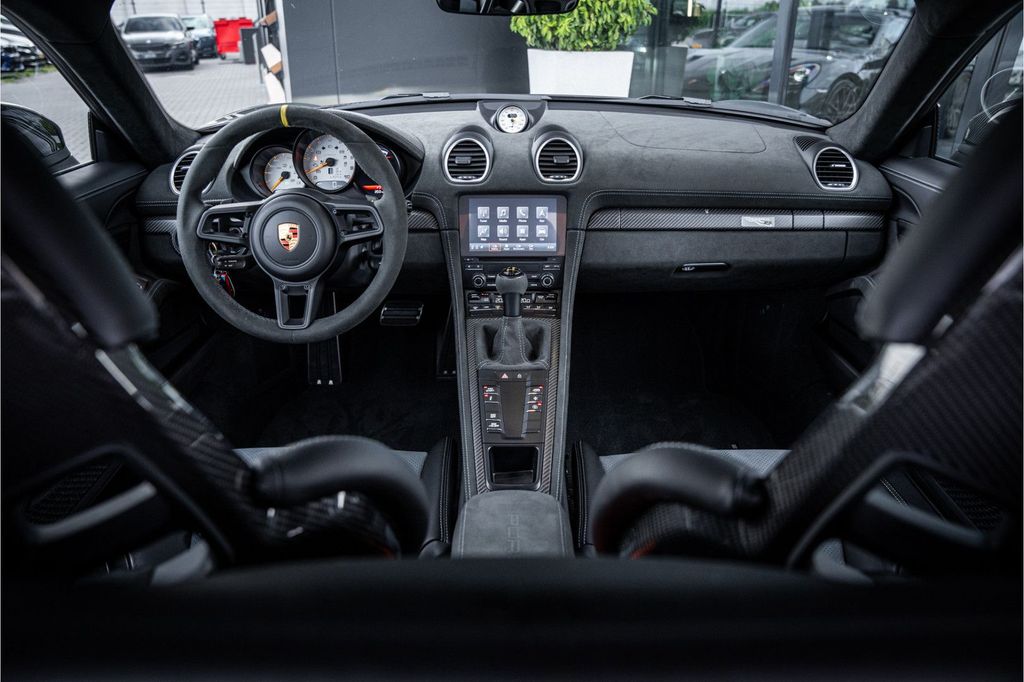 Porsche Boxster 2023