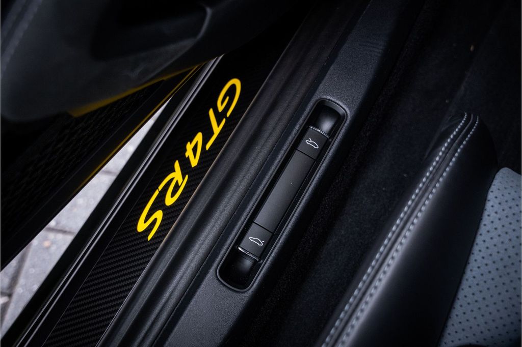 Porsche Boxster 2023