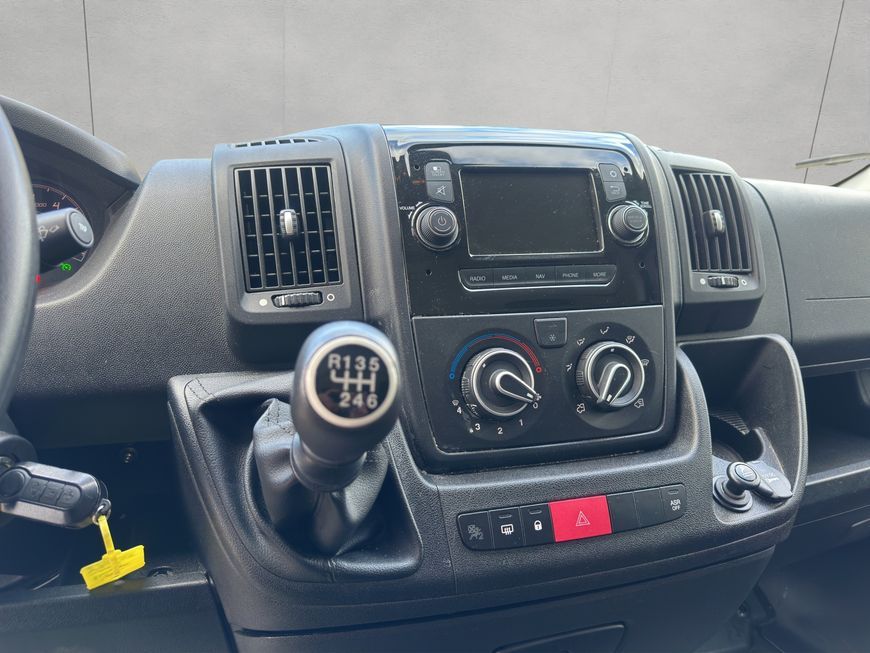 Opel Movano 2023