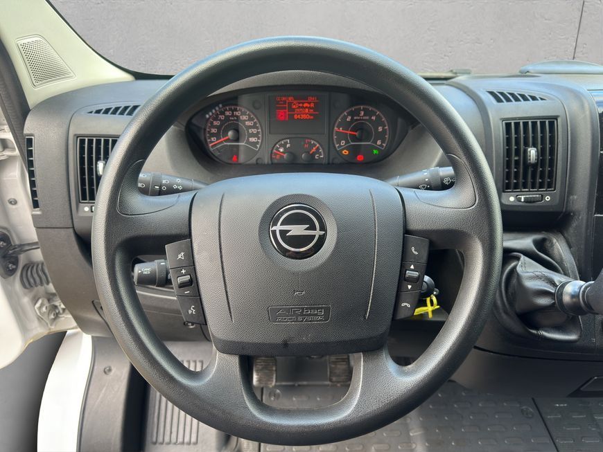 Opel Movano 2023