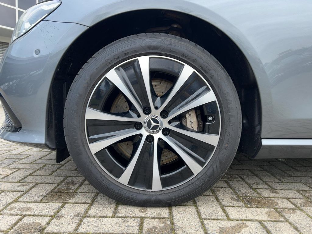 Mercedes-Benz E 300 2021