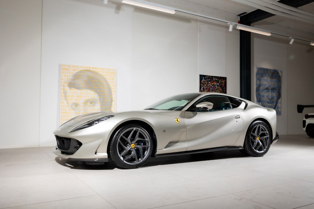 Ferrari 812 2020