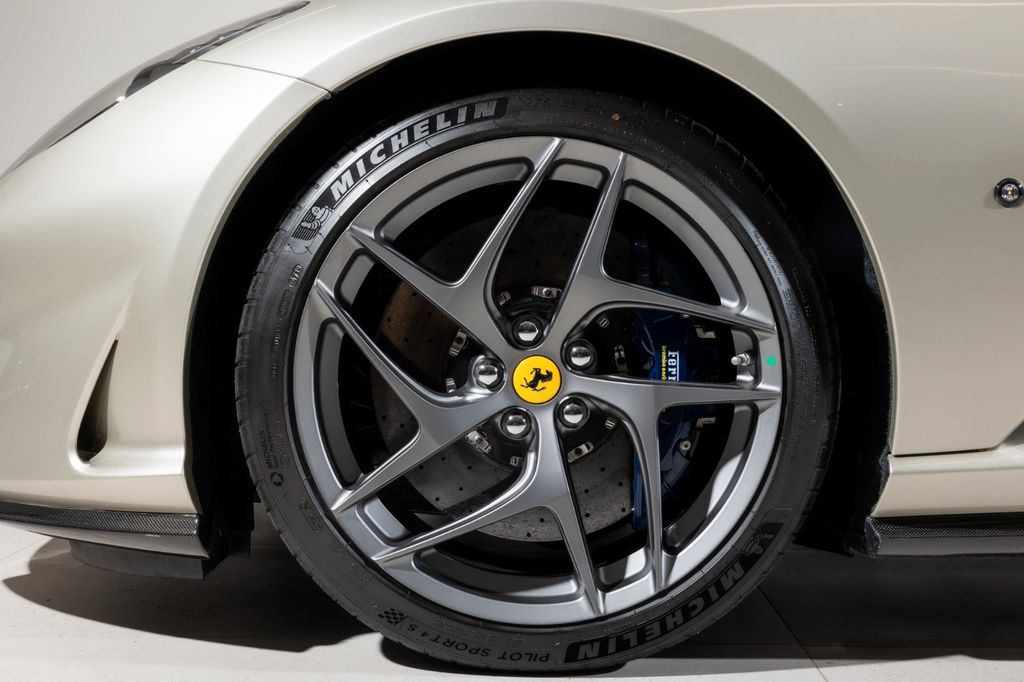 Ferrari 812 2020