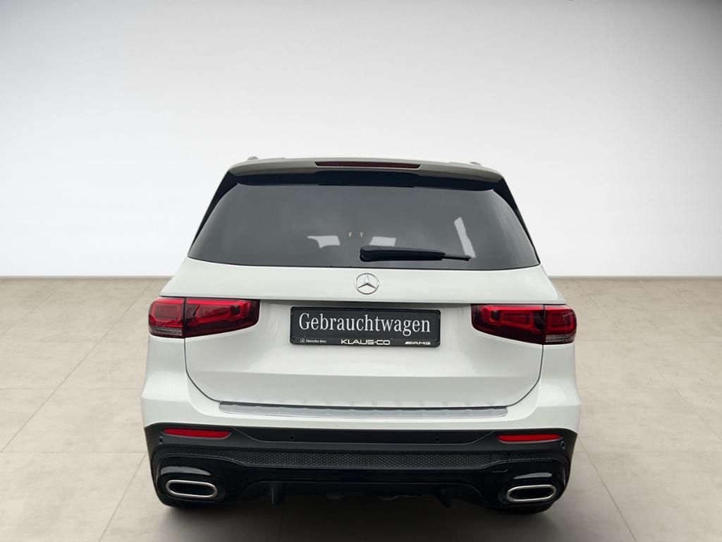 Mercedes-Benz GLB 200 2023