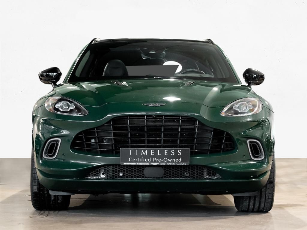 Aston Martin DBX 2021