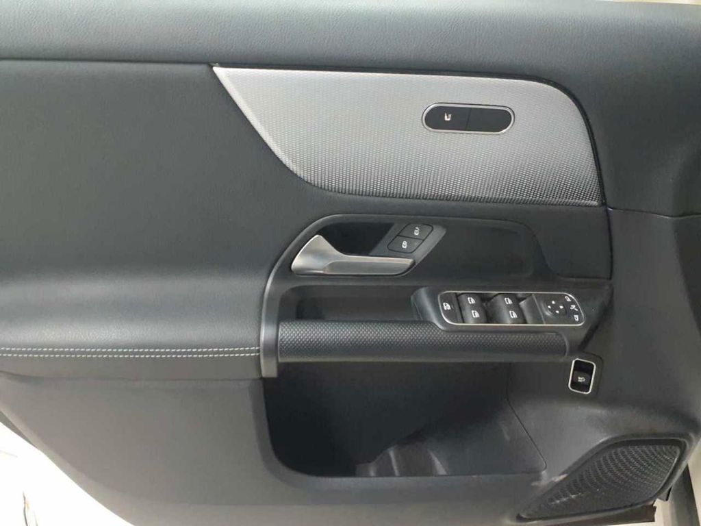 Mercedes-Benz GLA 220 2020