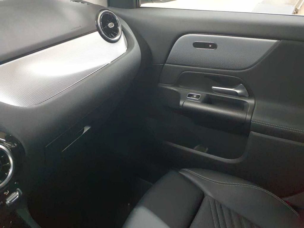 Mercedes-Benz GLA 220 2020