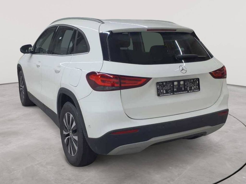 Mercedes-Benz GLA 220 2020