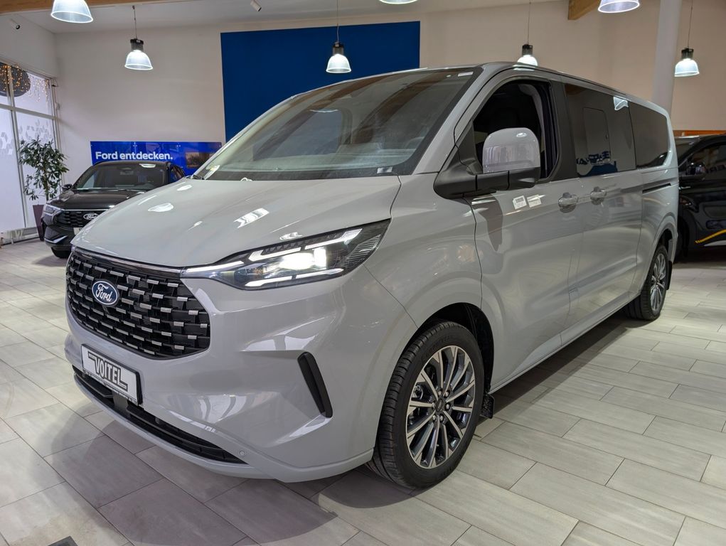 Ford Tourneo Custom 2025