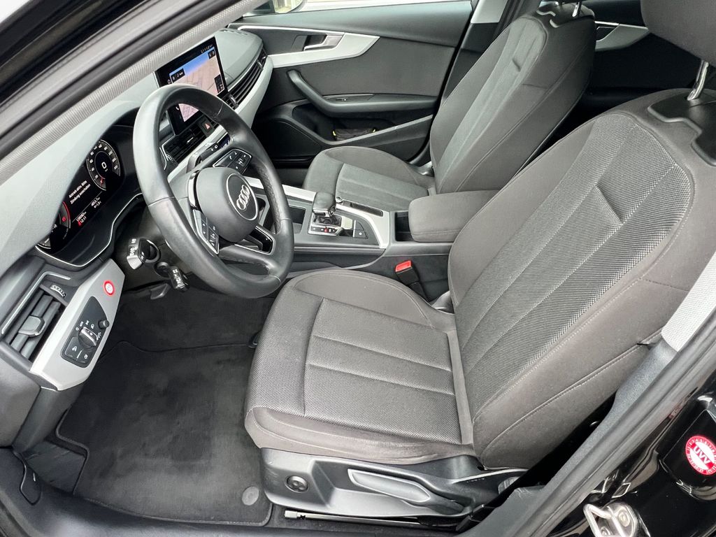Audi A4 2022