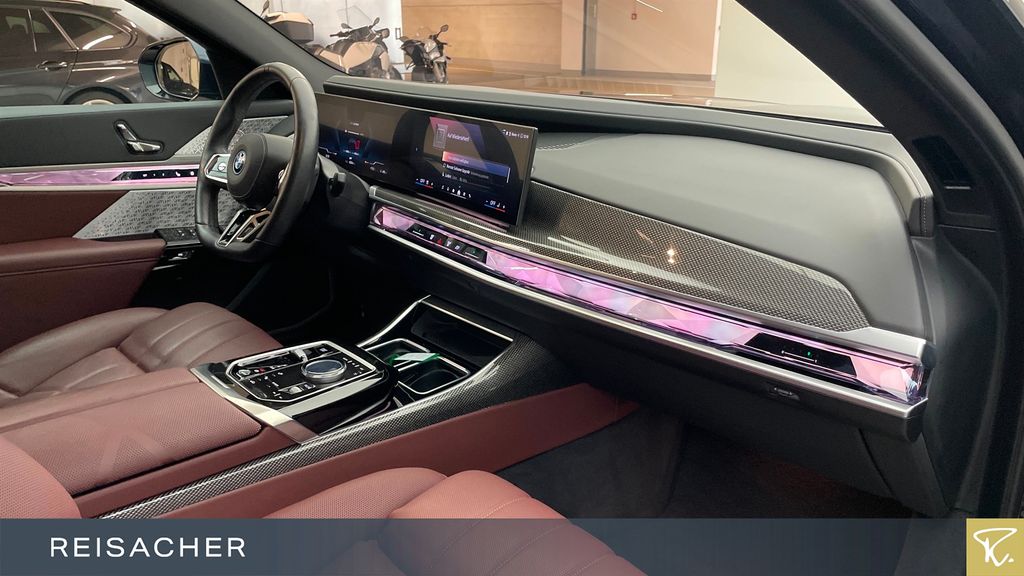 BMW i7 2024