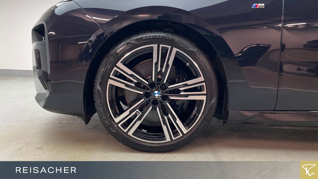 BMW i7 2024