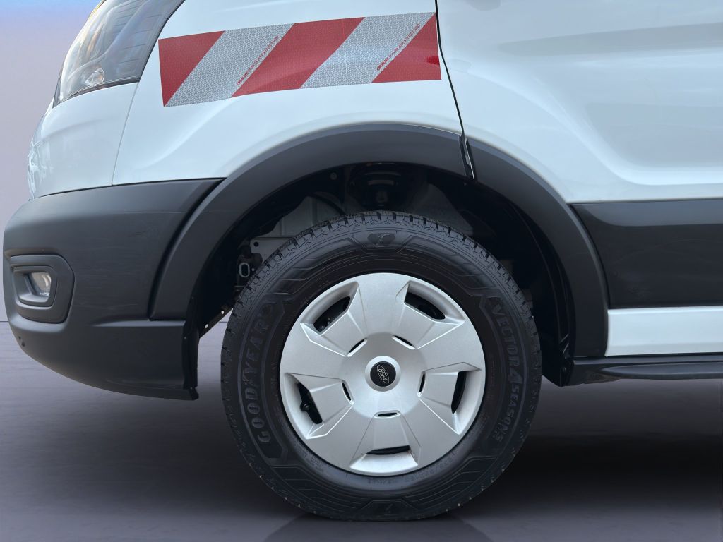Ford Transit 2025