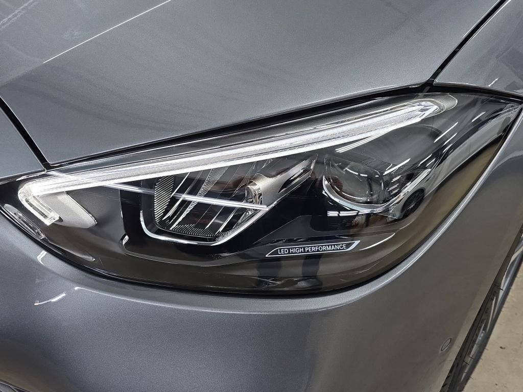 Mercedes-Benz C 300 2025