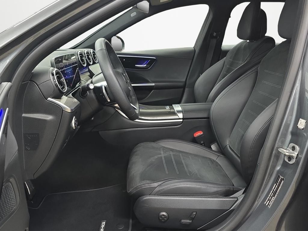 Mercedes-Benz C 300 2025