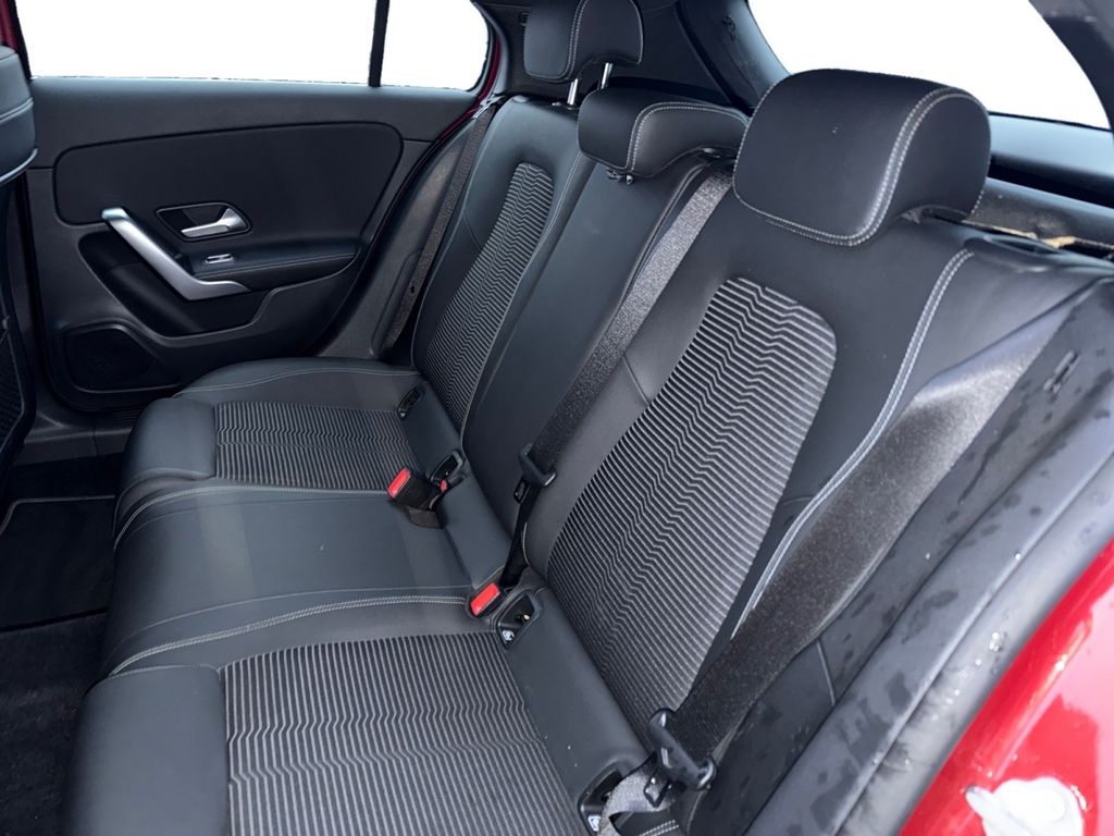 Mercedes-Benz A 180 2021