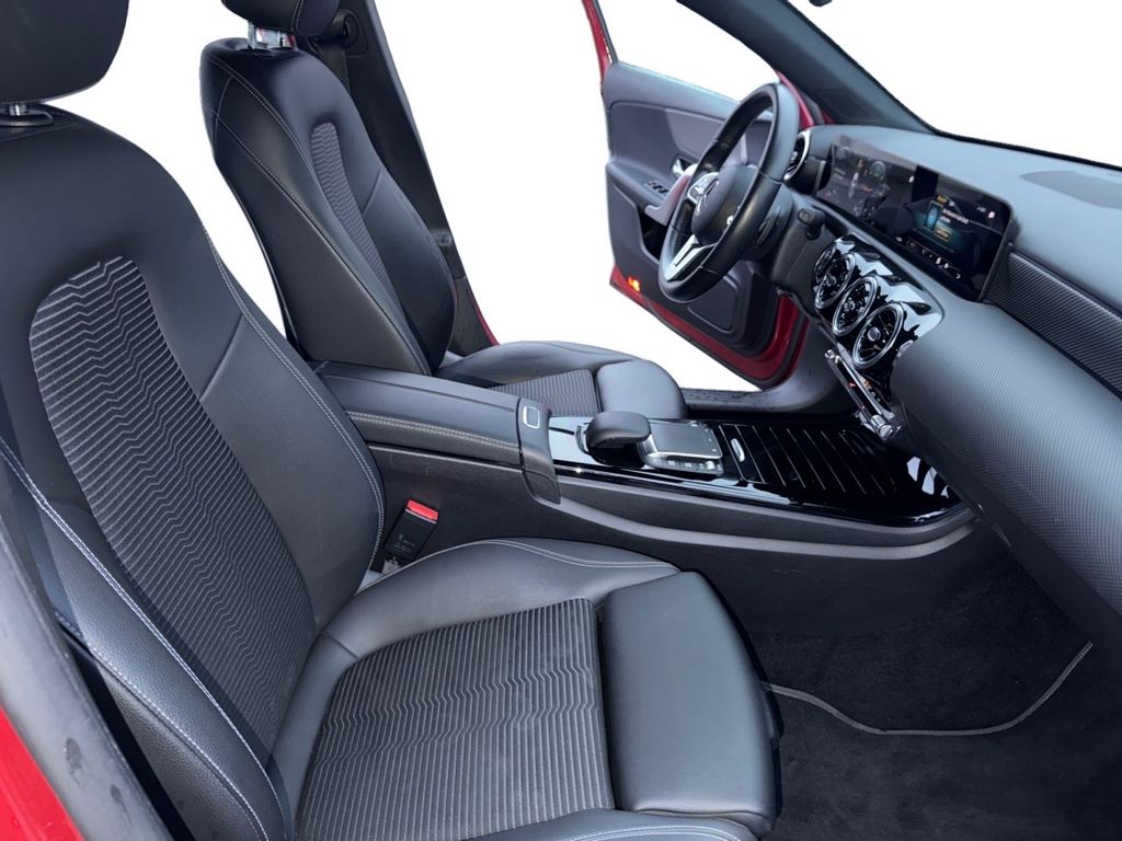 Mercedes-Benz A 180 2021