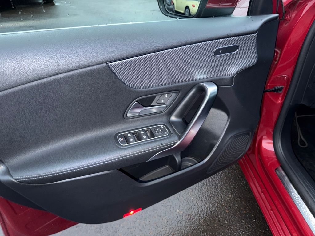Mercedes-Benz A 180 2021