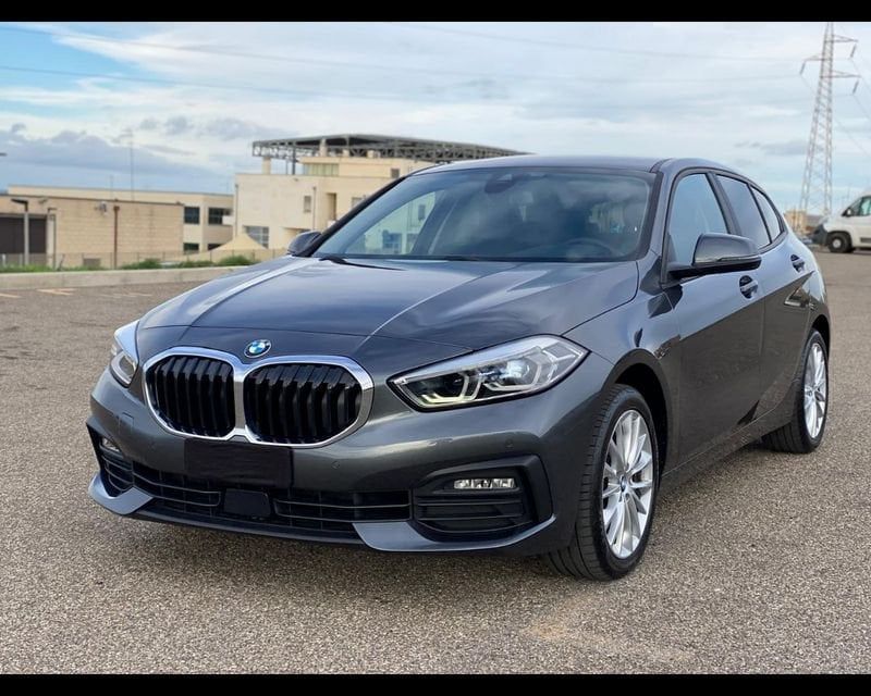 BMW 118 2021
