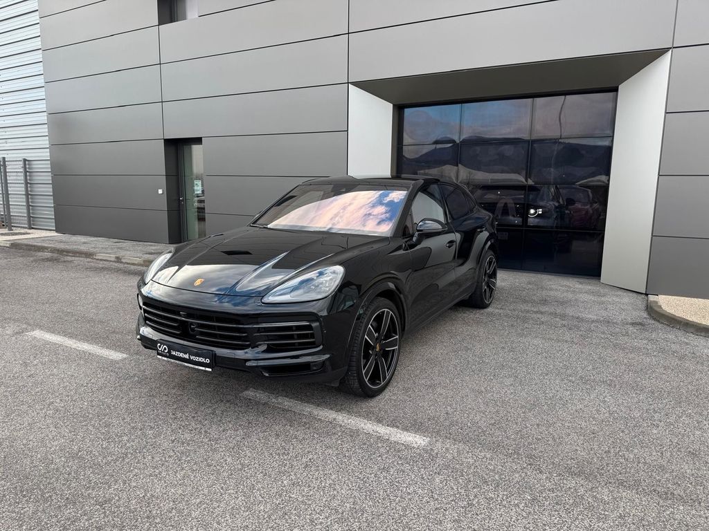 Porsche Cayenne 2022