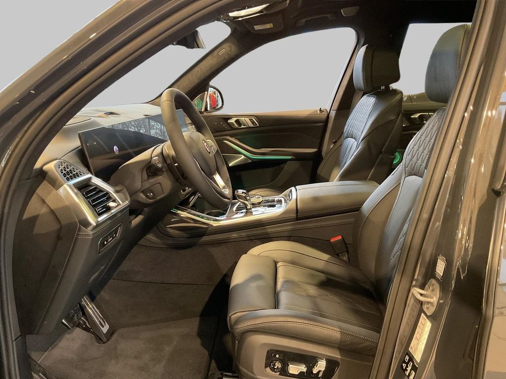 ALPINA XB7