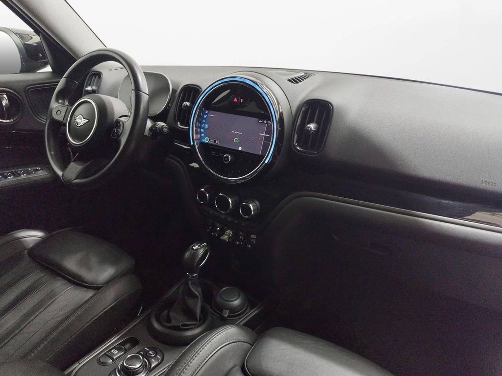 MINI Other 2021