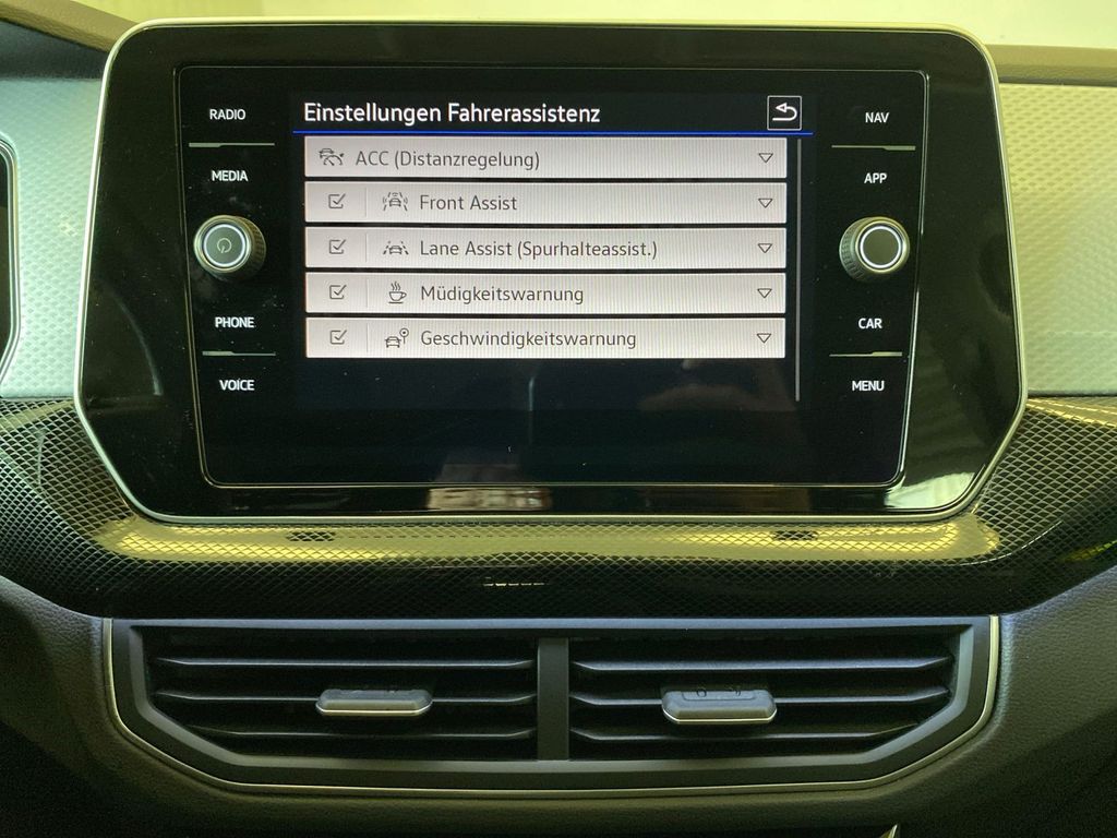 Volkswagen T-Cross 2024