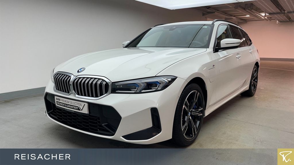 BMW 330 2025