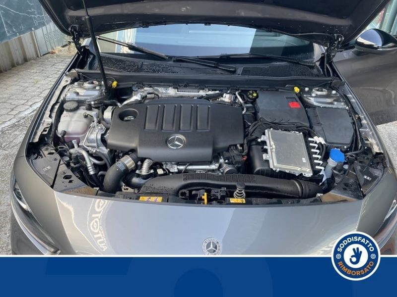 Mercedes-Benz A 180 2025