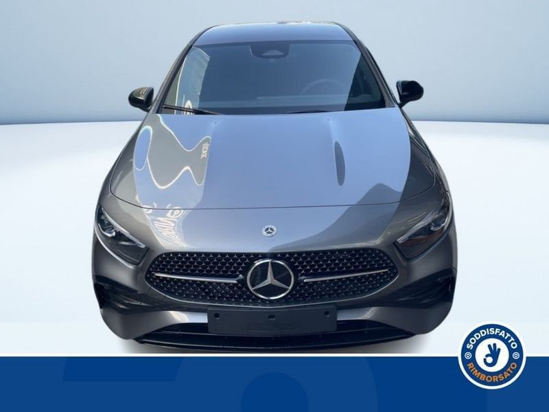Mercedes-Benz A 180 2025