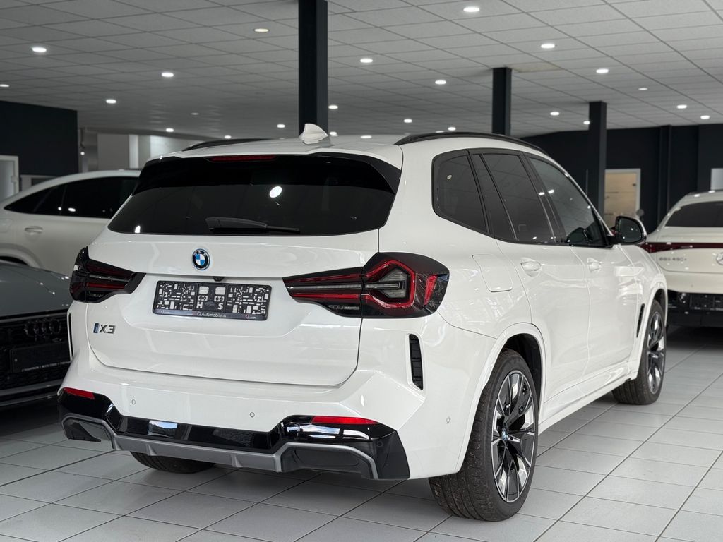 BMW iX3 2022